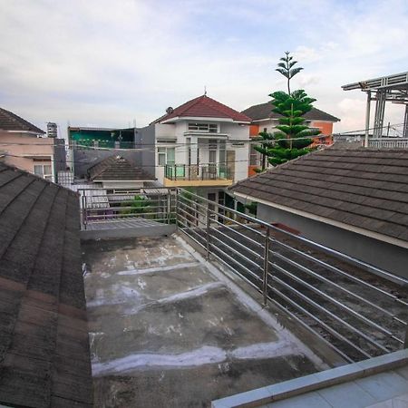 Villa El Nino 5 Bedroom Dengan Rooftop Mountain View Batu  Ngoại thất bức ảnh