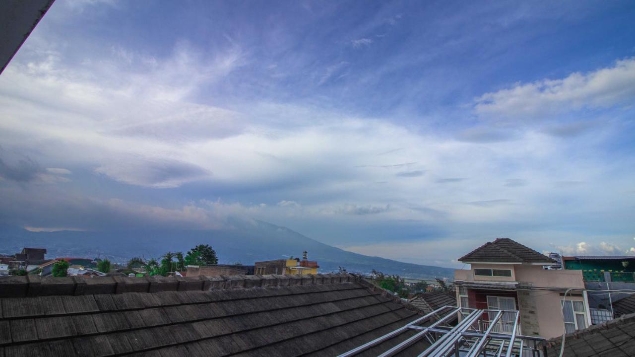 Villa El Nino 5 Bedroom Dengan Rooftop Mountain View Batu  Ngoại thất bức ảnh