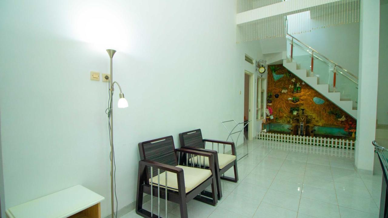 Villa El Nino 5 Bedroom Dengan Rooftop Mountain View Batu  Ngoại thất bức ảnh