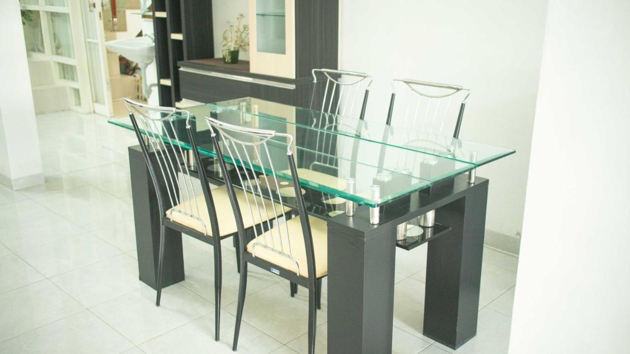 Villa El Nino 5 Bedroom Dengan Rooftop Mountain View Batu  Ngoại thất bức ảnh